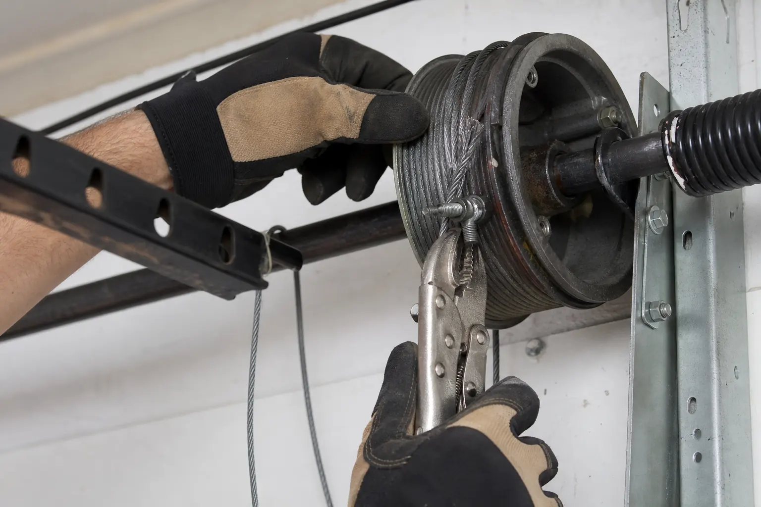 Reliable Garage Door Repair Services in Channelview